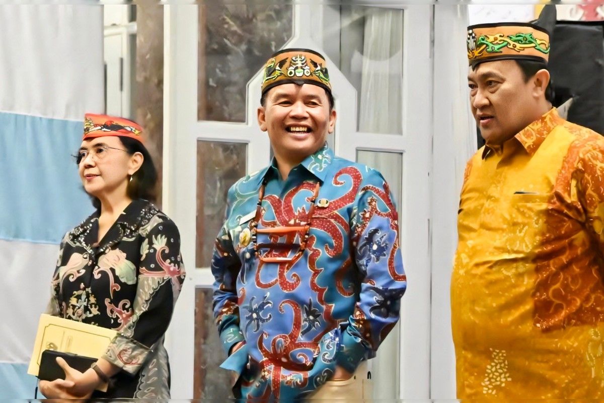 Gubernur Kalteng Agustiar Sabran raih TOP Pembina BUMD 2026