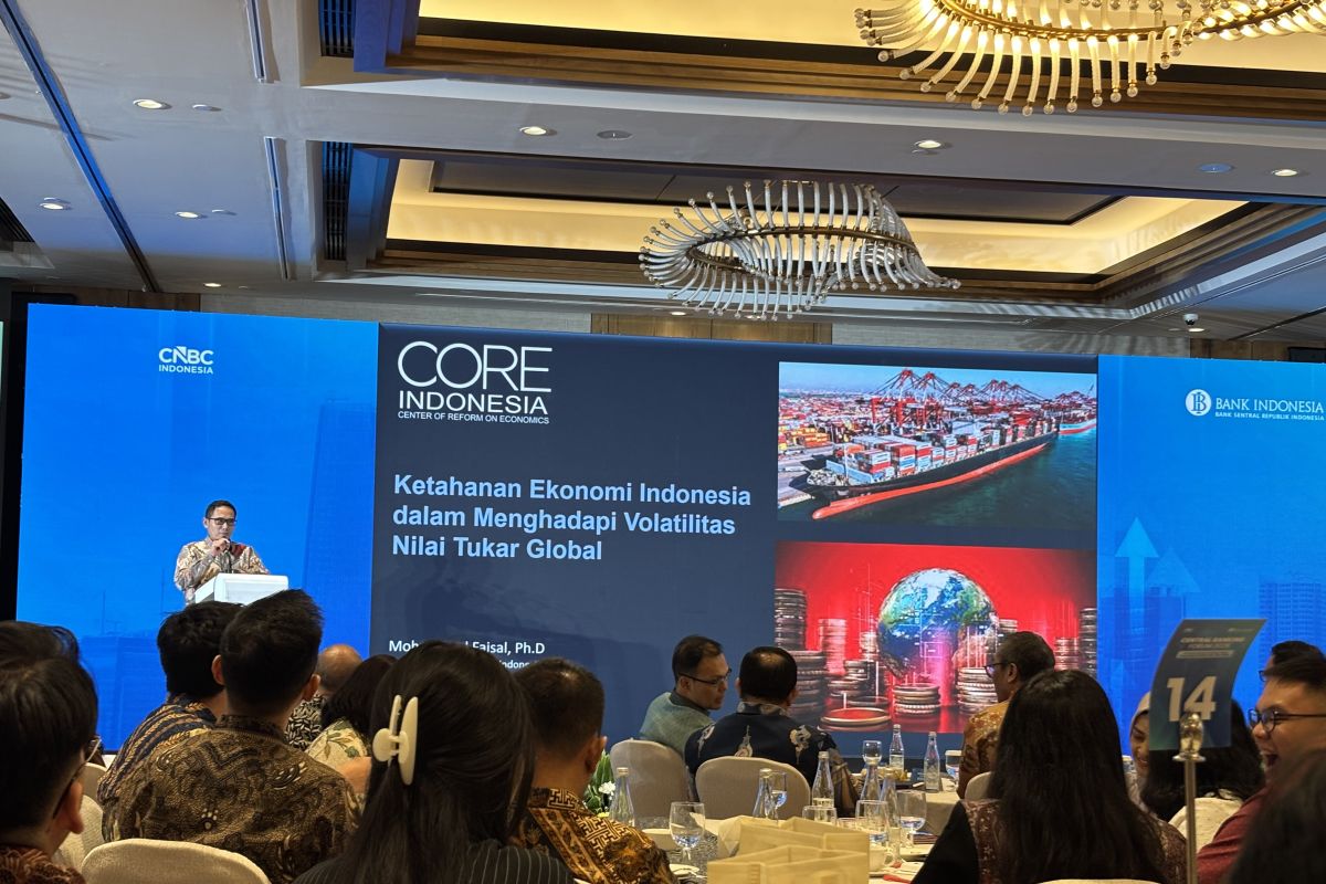 Ekonom: Ketergantungan minyak RI lebih rendah dari negara sejawat