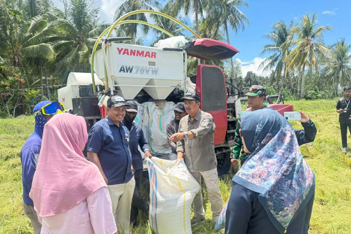 Direktur Pengadaan Perum Bulog minta petani pertahankan kualitas gabah