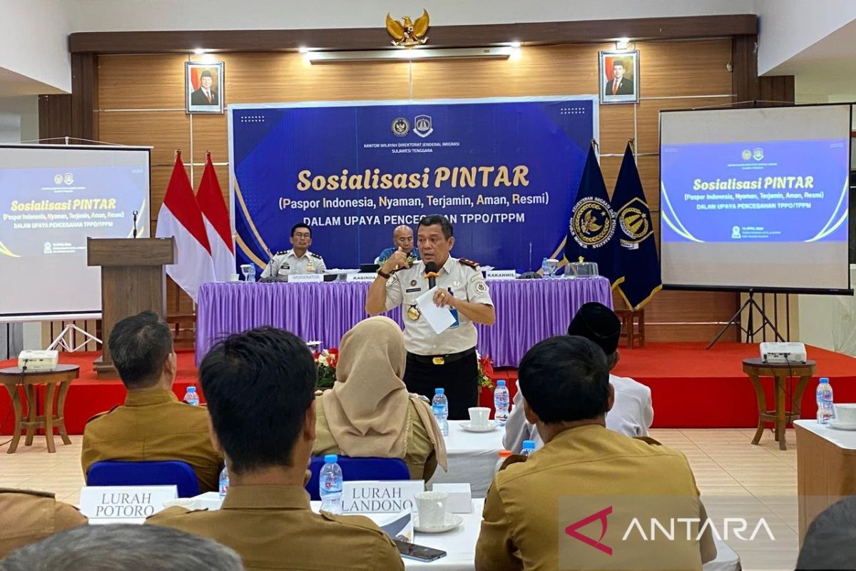 Imigrasi gaet Kades di Konsel perkuat pengawasan PMI cegah TPPO/TPPM