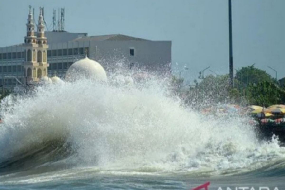 BMKG: Waspada gelombang tinggi di perairan Sumut hingga 22 April