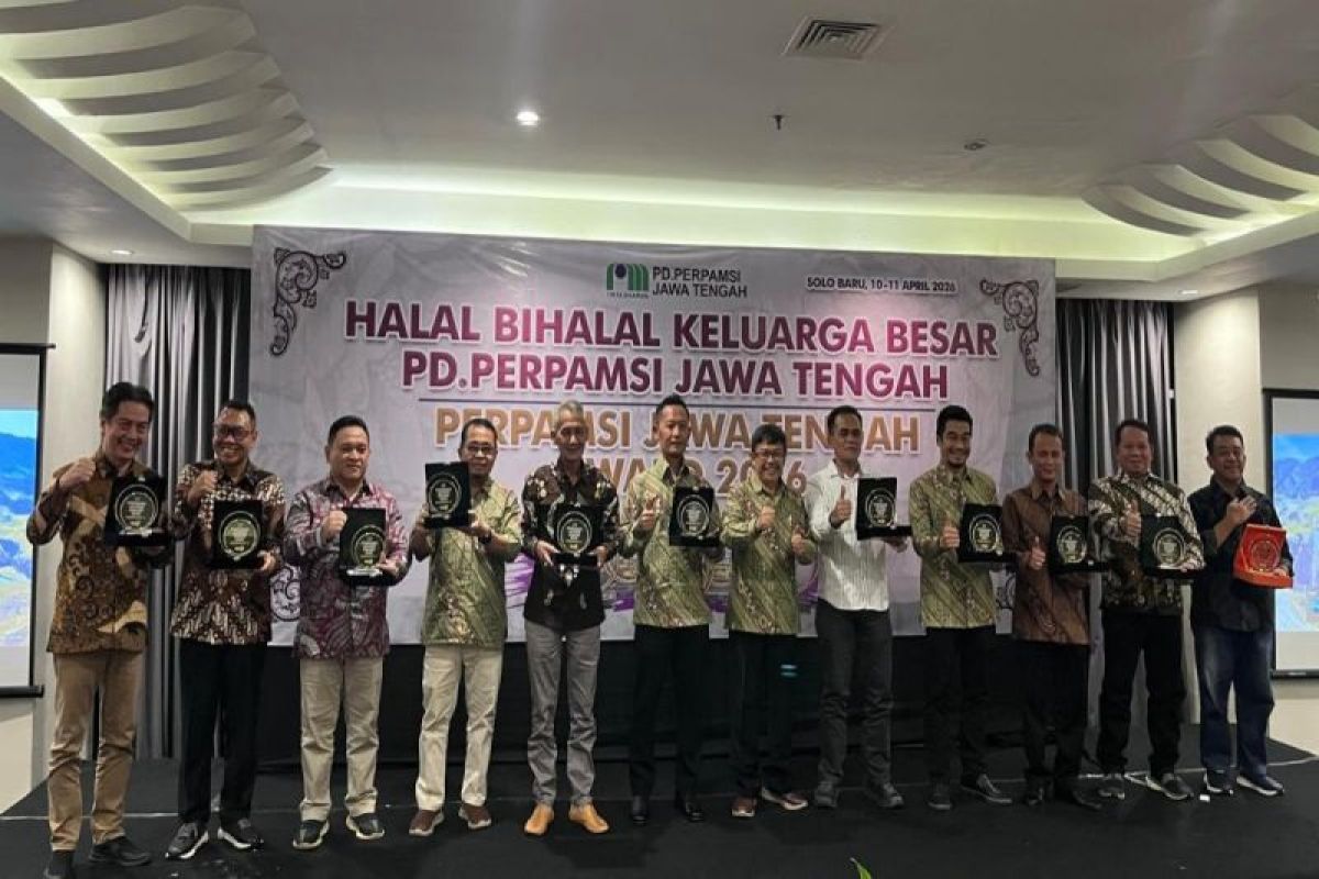 PDAM Batang raih penghargaan Perpamsi Jateng Award 2026