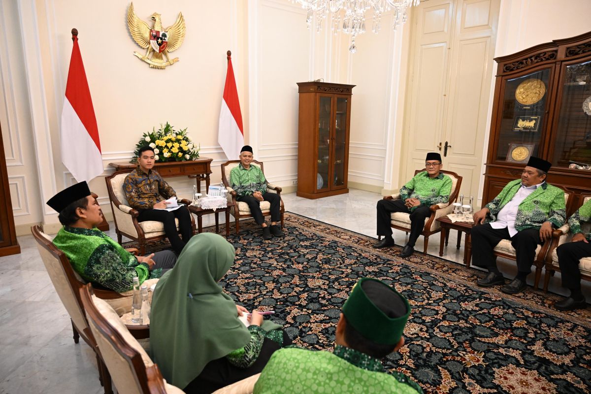 Wakil Presiden Gibran Bahas Kecerdasan Buatan dan Dukungan Kesejahteraan Guru Madrasah