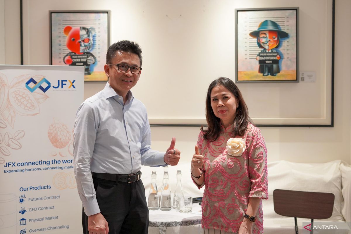 Dirut JFX ungkap alasan harga emas tak selalu naik saat konflik