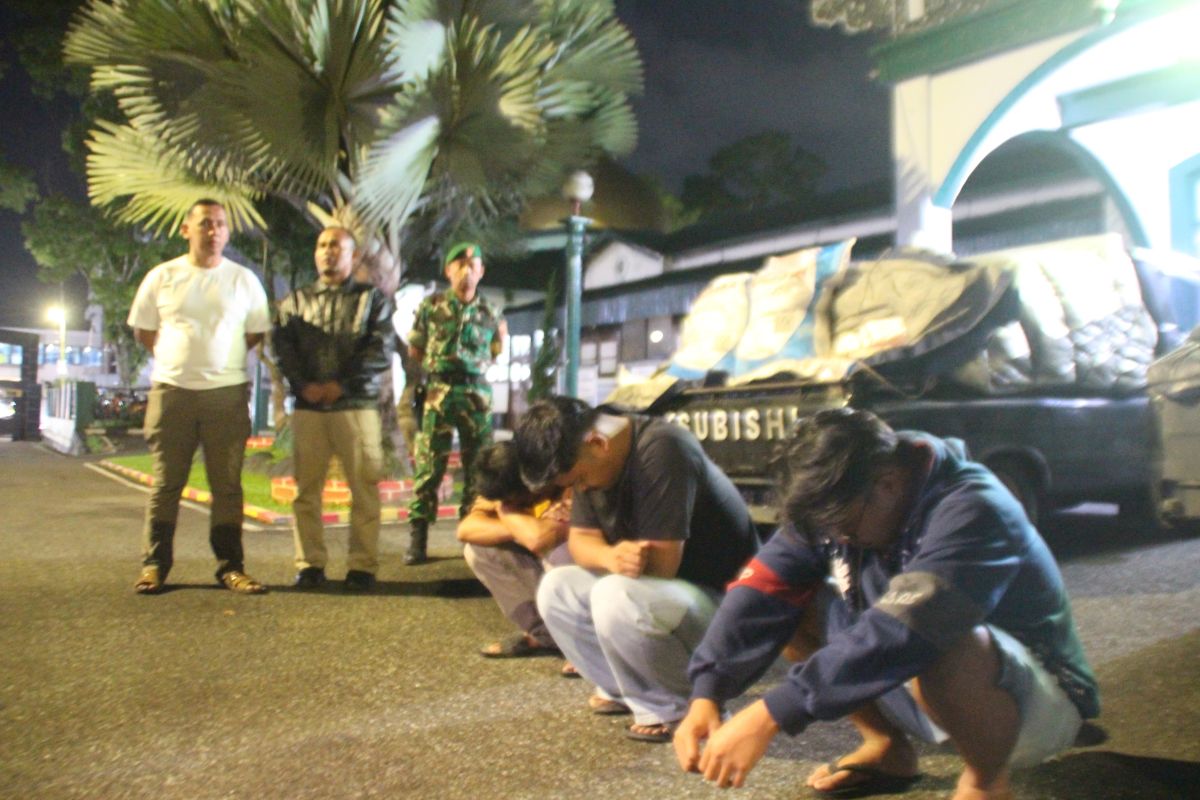 TNI gagalkan penjualan pupuk bersubsidi dari Sumbar ke Riau