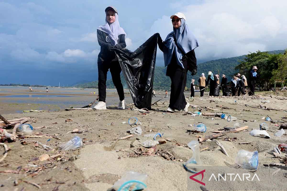 Kemenpar perkuat penerapan Gerakan Wisata Bersih di seluruh destinasi