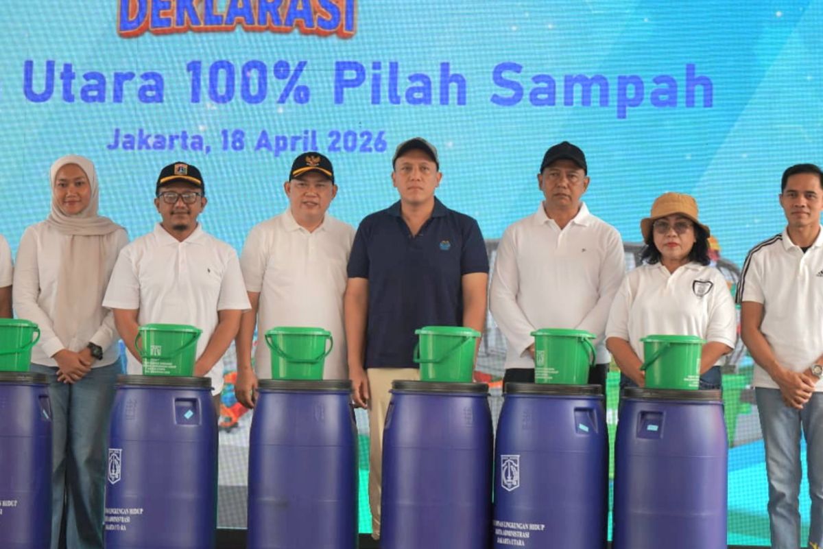 Pemkot Jakut deklarasi 100 persen pilah sampah dari sumber