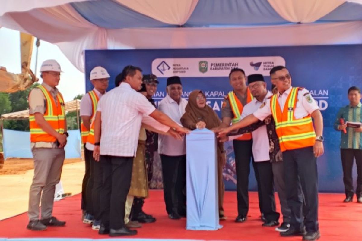 Investasi galangan kapal senilai Rp300 miliar lebih di kawasan Industri Tanjung Buton Siak dimulai