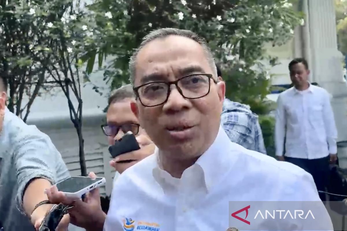 Prabowo panggil Mendikti dan Menteri Kelautan bahas kampung nelayan