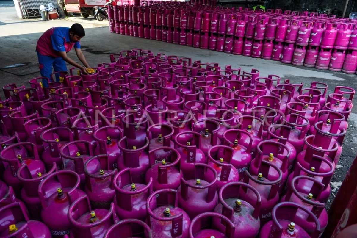 Ekonomi sepekan, harga LPG 12 kg hingga rencana jalur baru kereta api