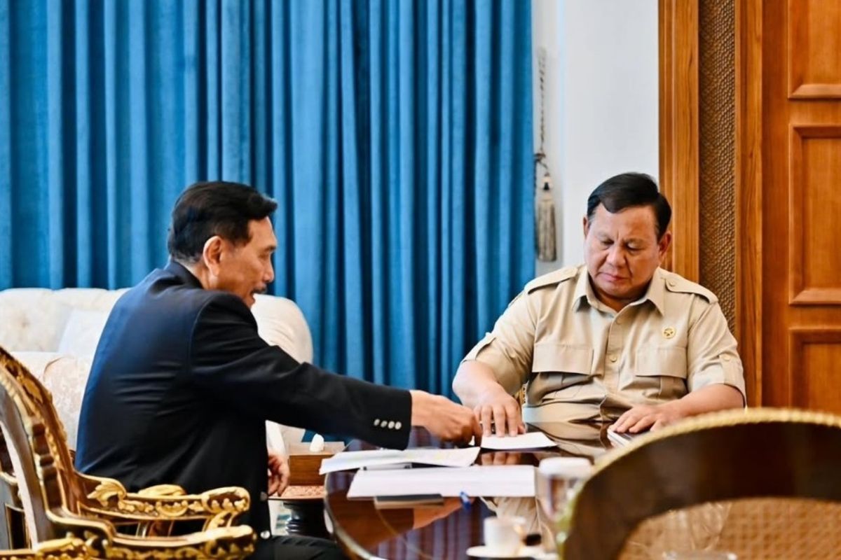 Prabowo bahas ketahanan ekonomi dengan Luhut di Istana