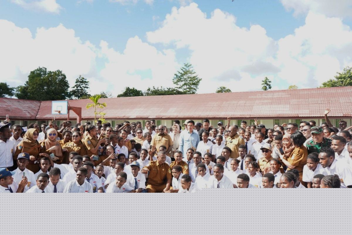 Dikunjungi Wapres, Kepsek Sentra Pendidikan Timika harap ada bantuan