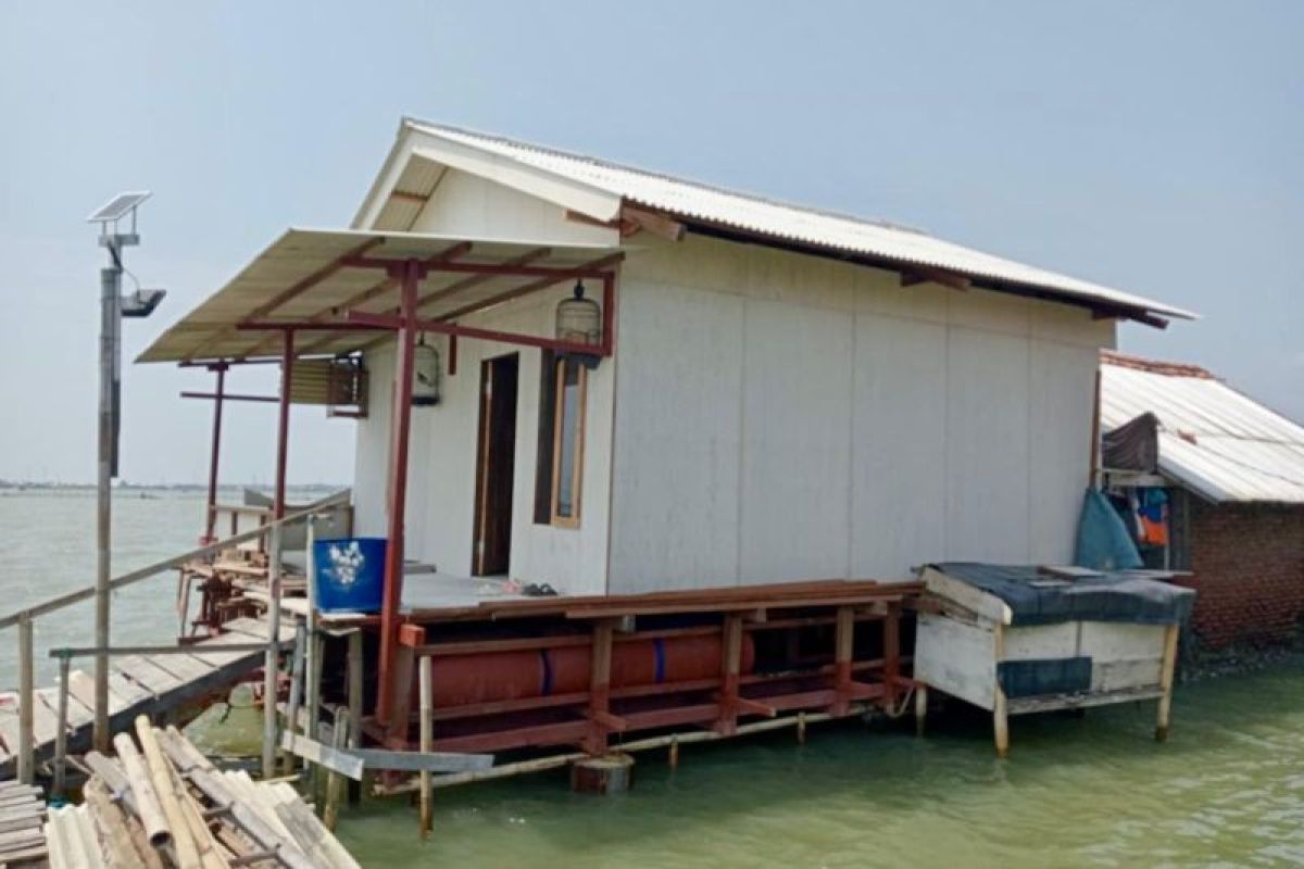 Jateng bangun 20 rumah apung bagi korban rob Demak
