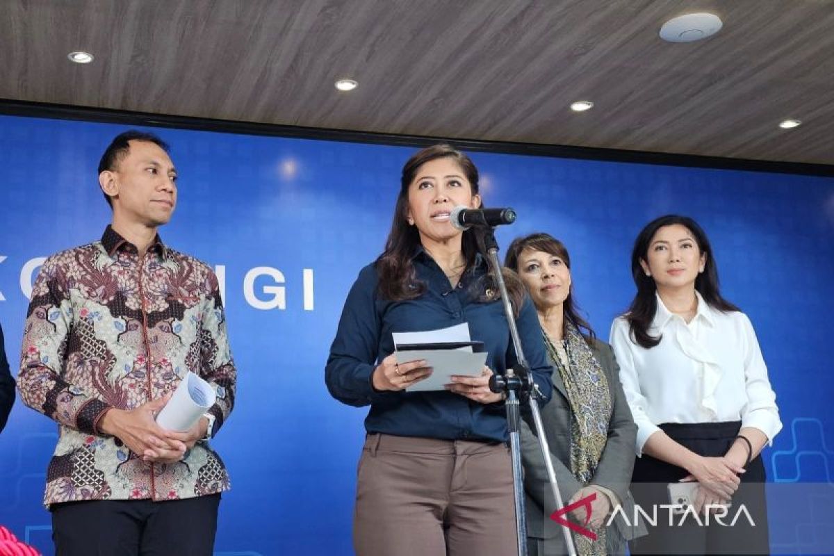 Menkomdigi ajak sarjana kawal ruang digital