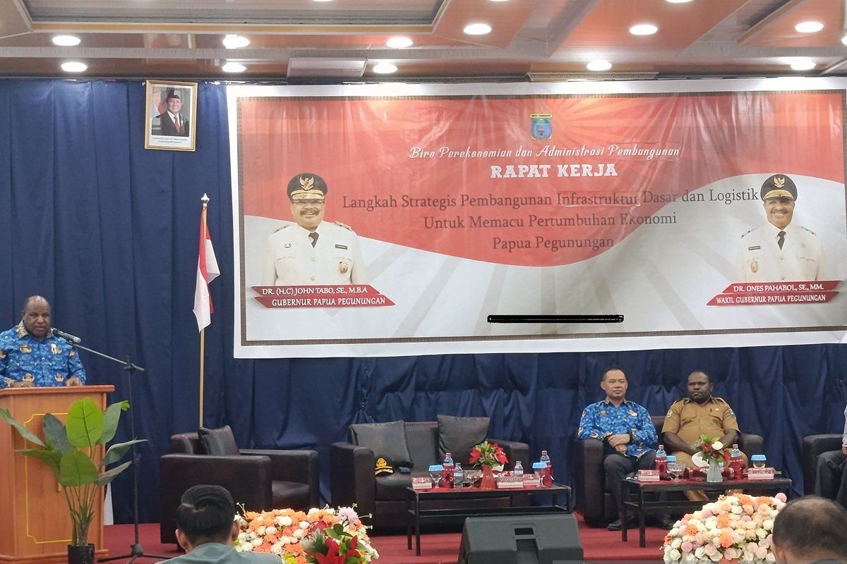 Pemprov Papua Pegunungan perkuat infrastruktur dan logistik guna dorong ekonomi