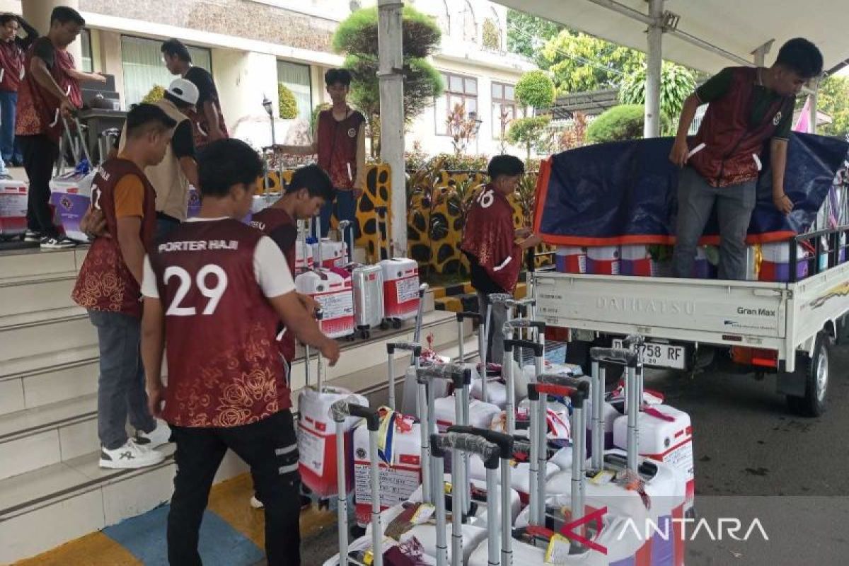 Embarkasi Makassar berangkatkan dua rombongan kloter ke Arab Saudi