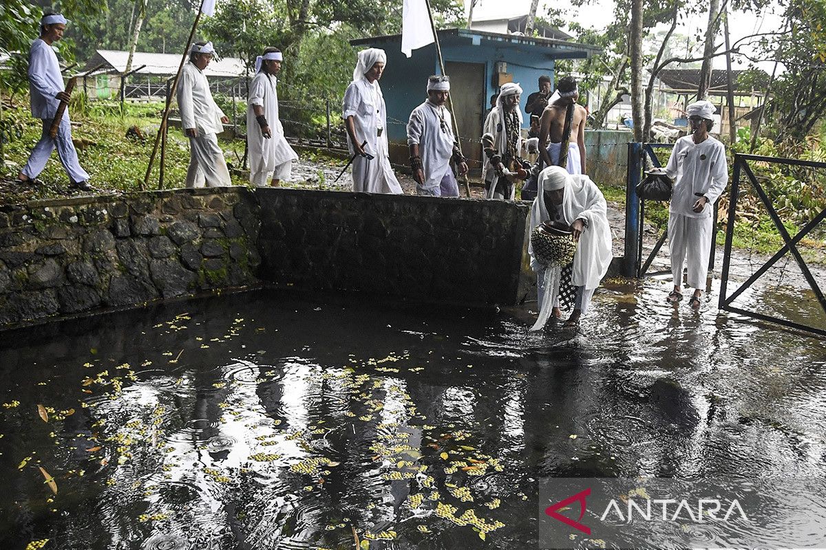 RItual jaga mata air di Tasikmalaya