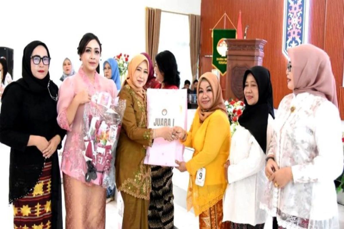 Ketua PKK Barut jadi juri ajang kreativitas perempuan di Hari Kartini