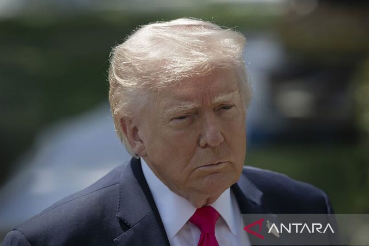 Trump: Pembukaan Selat Hormuz disertai kesepakatan dengan Iran mustahil