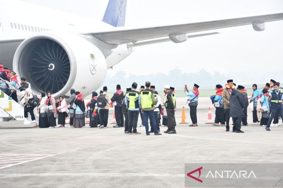 PPIH Palembang tunda keberangkatan tiga calon haji kloter 2 karena faktor kesehatan