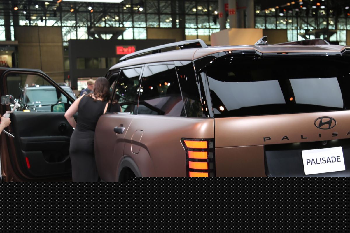 Hyundai catat penurunan laba operasional dua digit pada kuartal I 2026