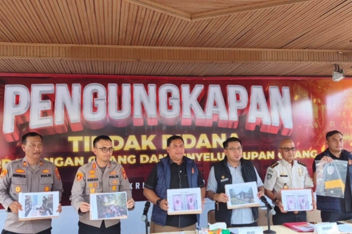 Polres Dumai Riau gagalkan penyelundupan 61 WNI dan 7 WNA ke Malaysia