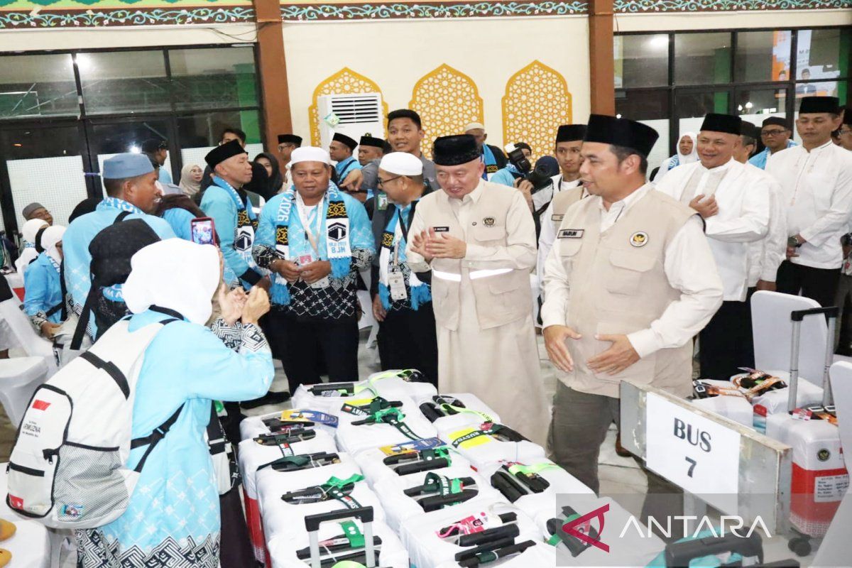 Kemenhaj pantau keberangkatan kloter pertama Embarkasi Banjarmasin