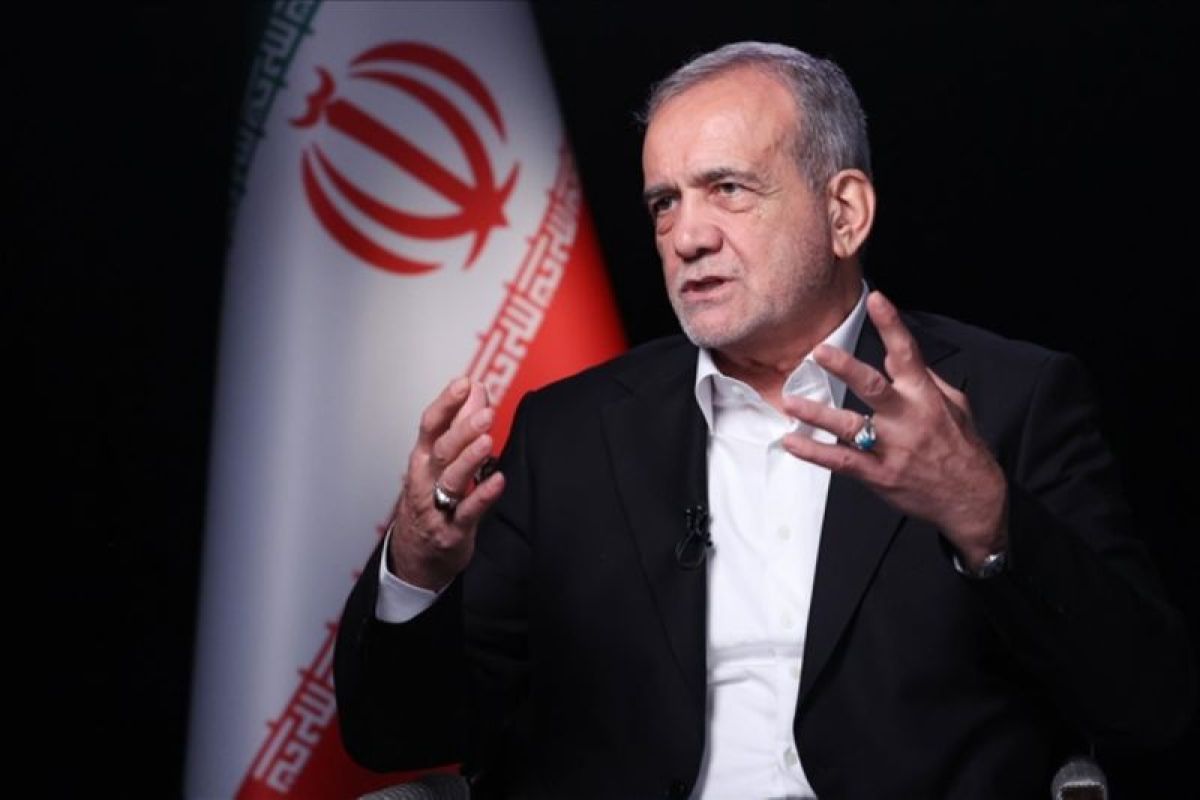 Presiden Iran: Blokade Selat Hormuz dan ancaman AS hambat negosiasi