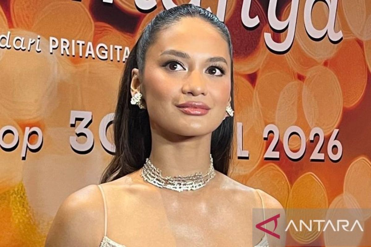 Hana Malasan akui susahnya beban emosi di film Kupeluk Kamu Selamanya