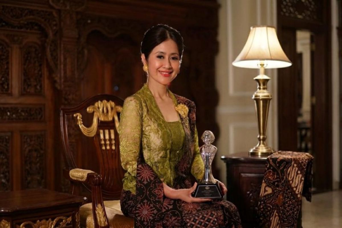 Direktur Bank Jateng Anna Kusumarita raih The Most Outstanding Women in Banking Industry 2026