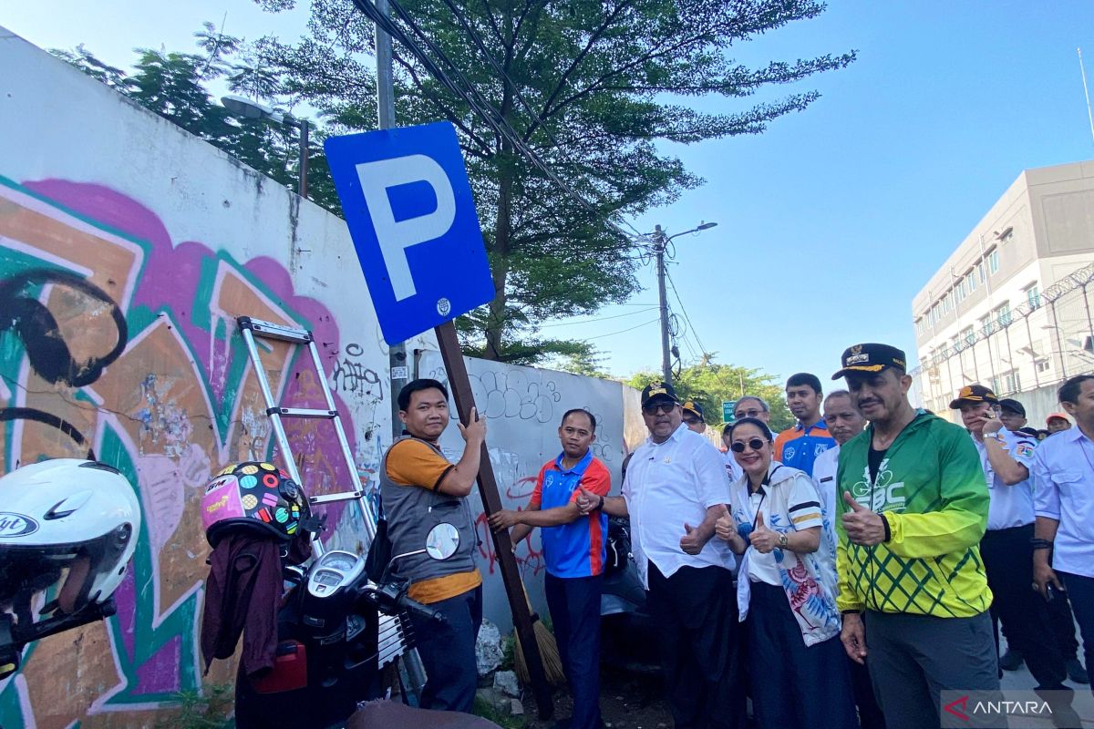 Tersedia lahan baru, warga diimbau tidak parkir liar di Lebak Bulus