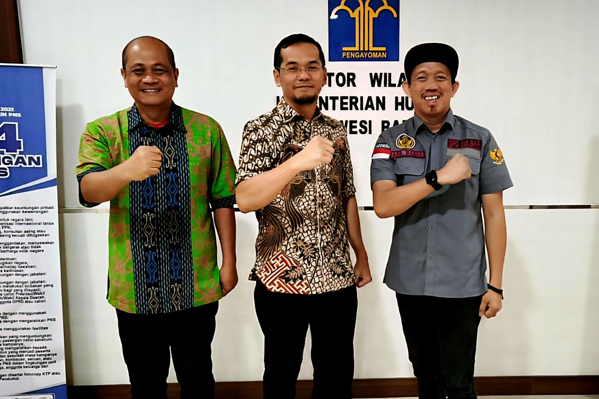 Bahas persoalan hukum, Kades Bonda Temui Kakanwil Kemenkum Sulbar