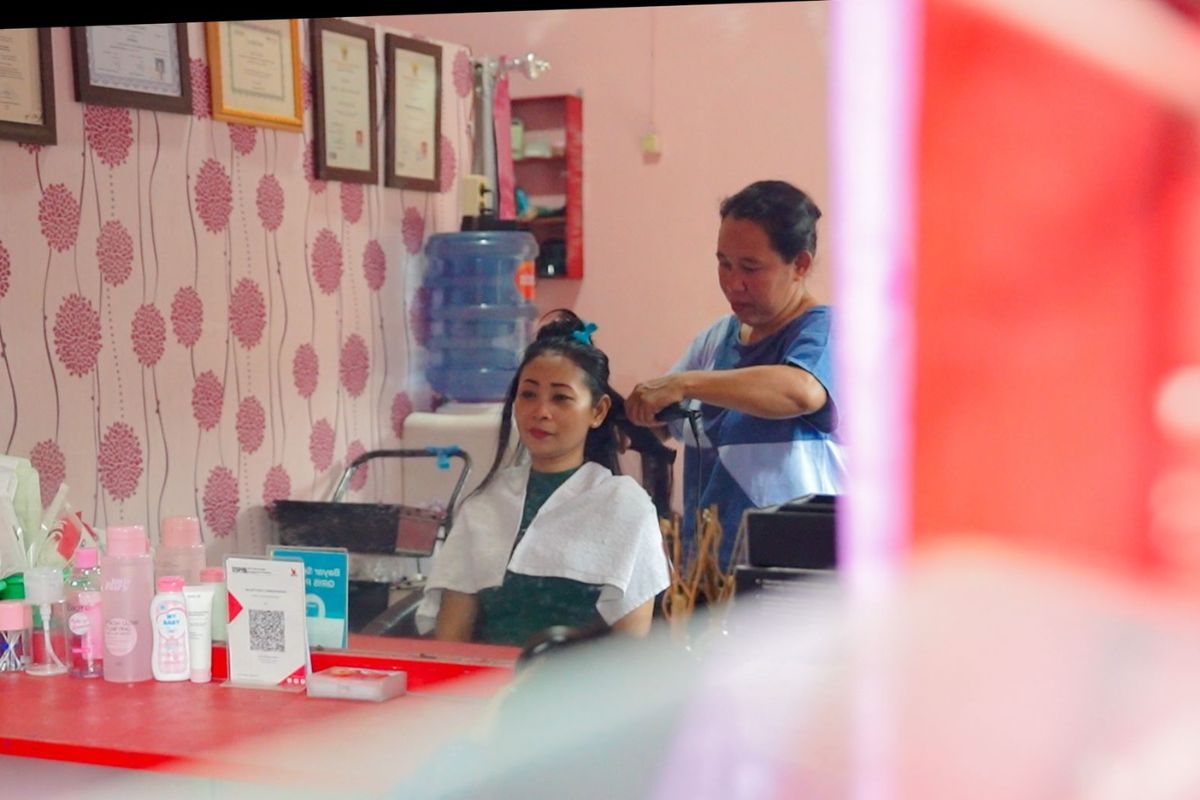 Kisah nasabah PNM Mekaar: Bangun salon inklusif dan gratis untuk ODGJ