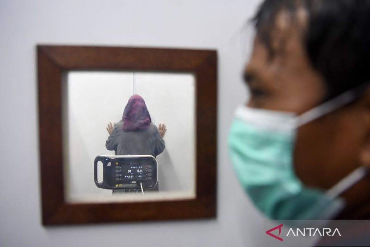 Warga serbu layanan radiologi gratis: upaya FKUI deteksi dini TBC di kawasan padat jakarta