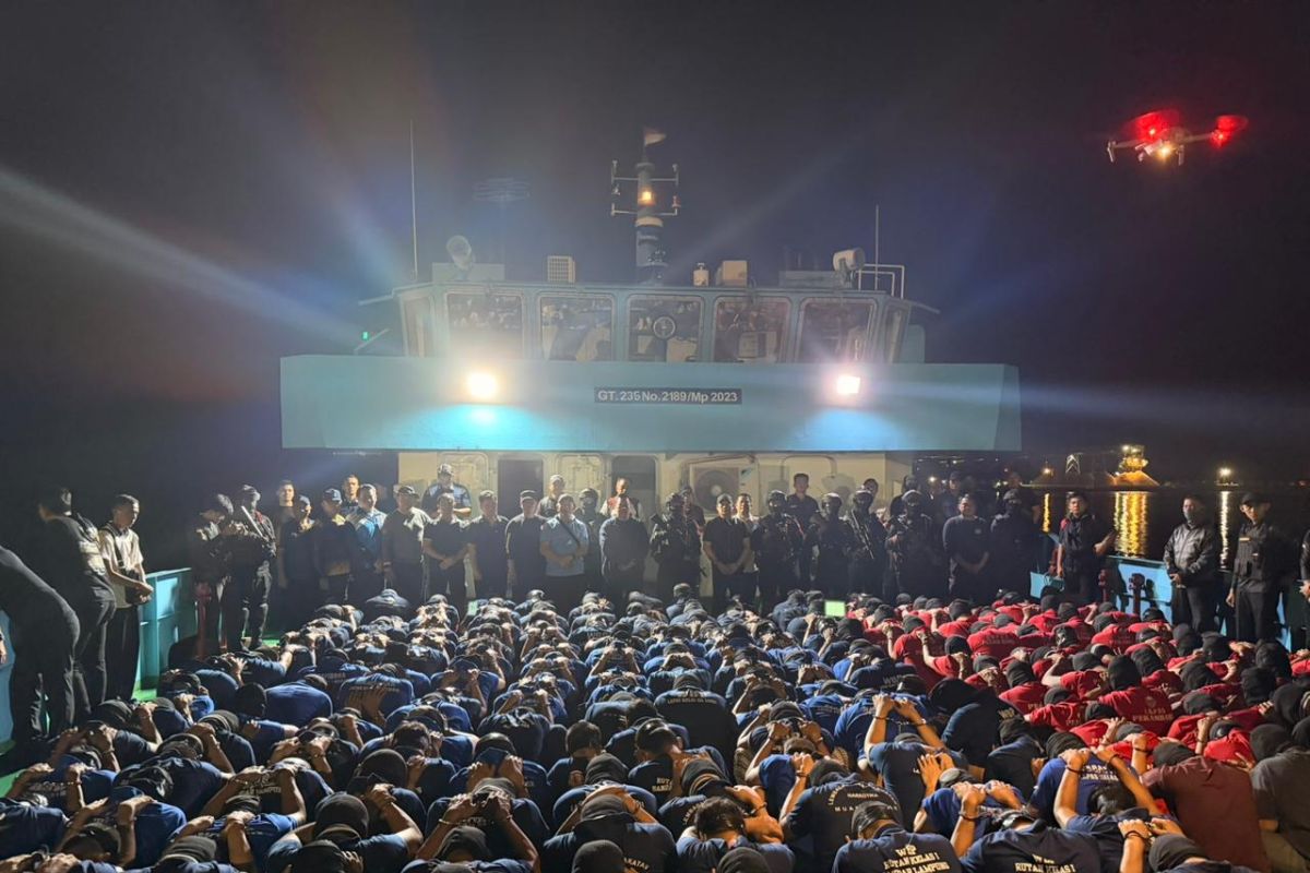 Ditjenpas pindahkan 263 narapidana berisiko tinggi ke Nusakambangan