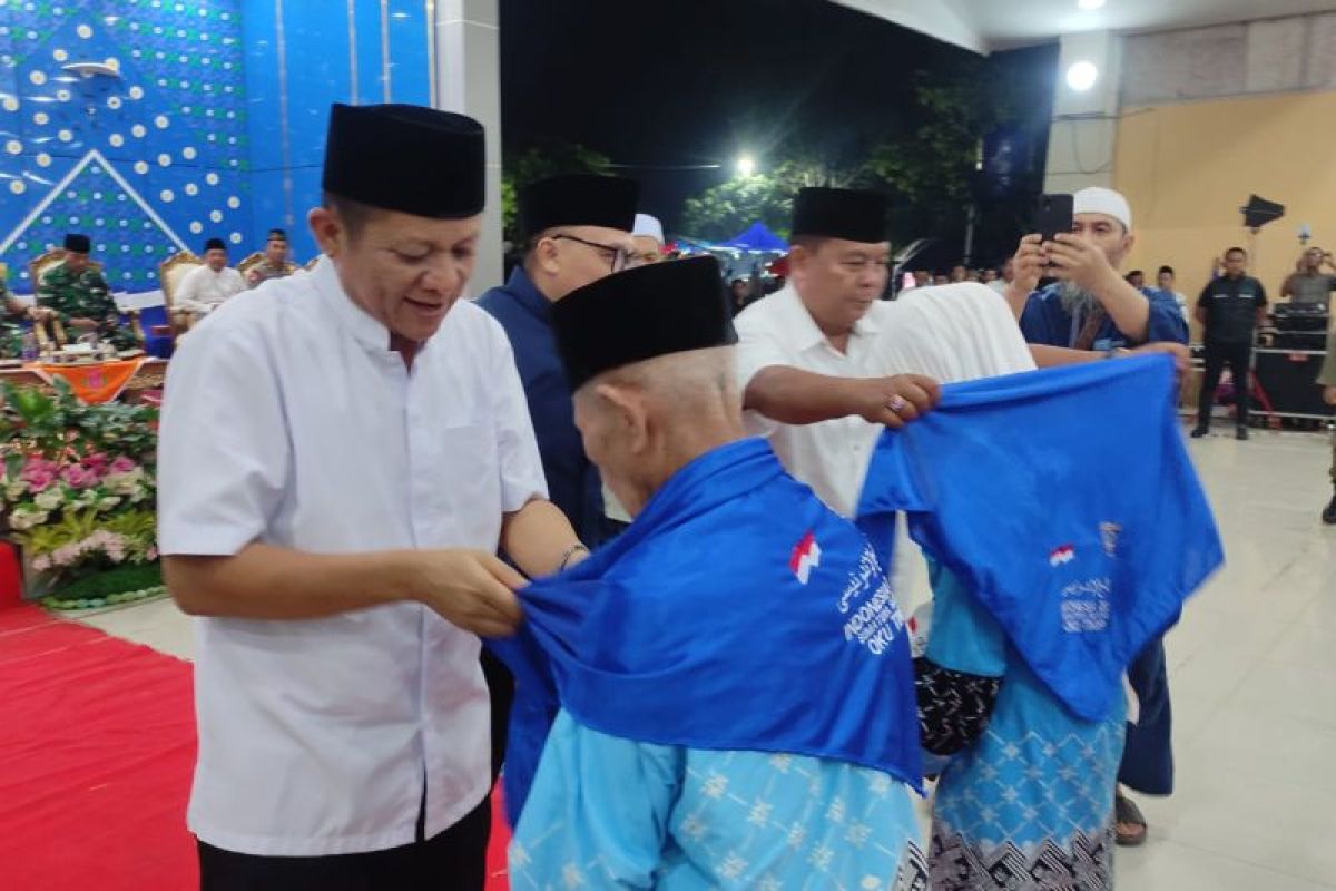 Sebanyak 124 JCH asal OKU Timur berangkat ke Asrama Haji Palembang