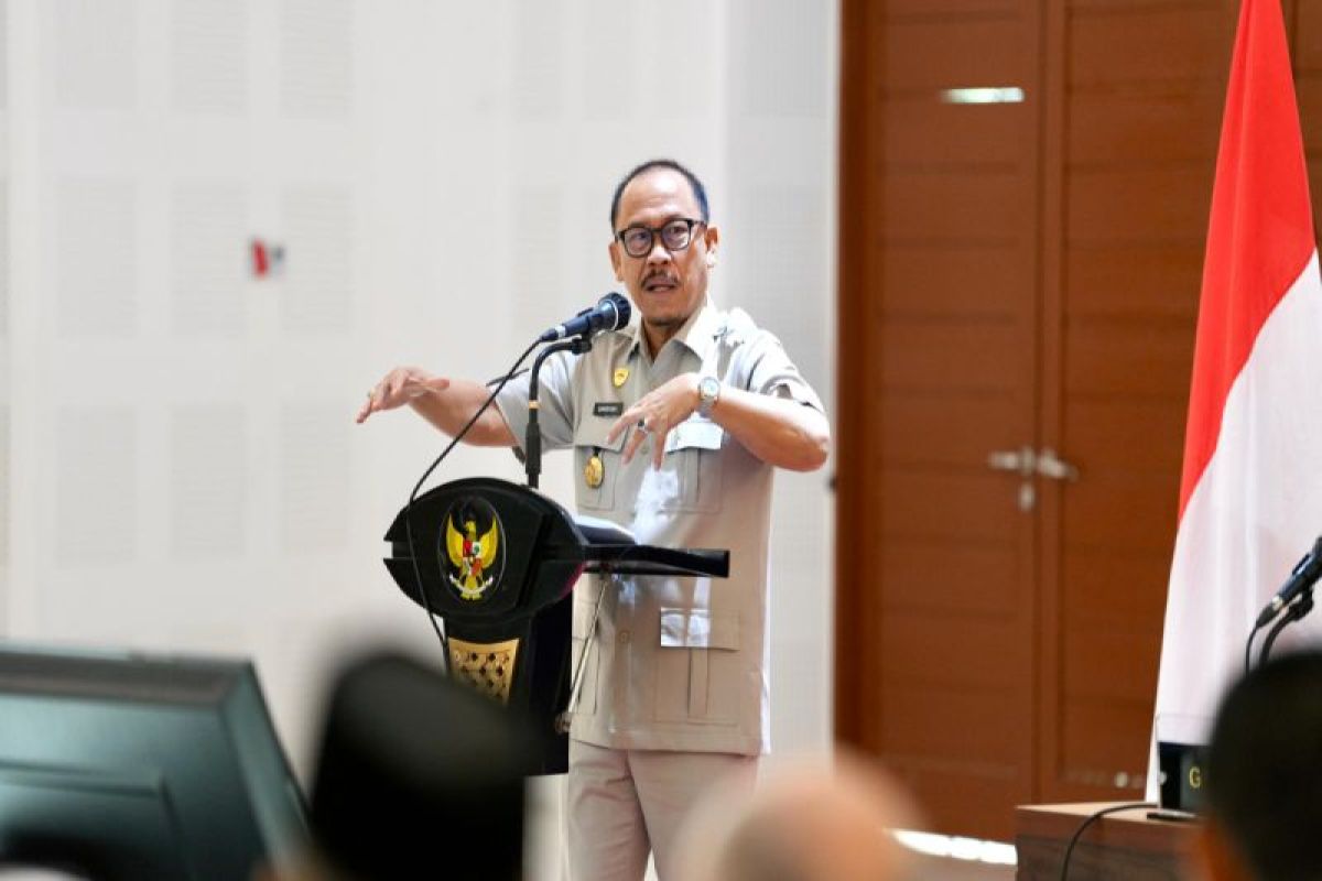 Gubernur tekankan pertanian dan penegakan hukum kunci kemajuan Sulbar