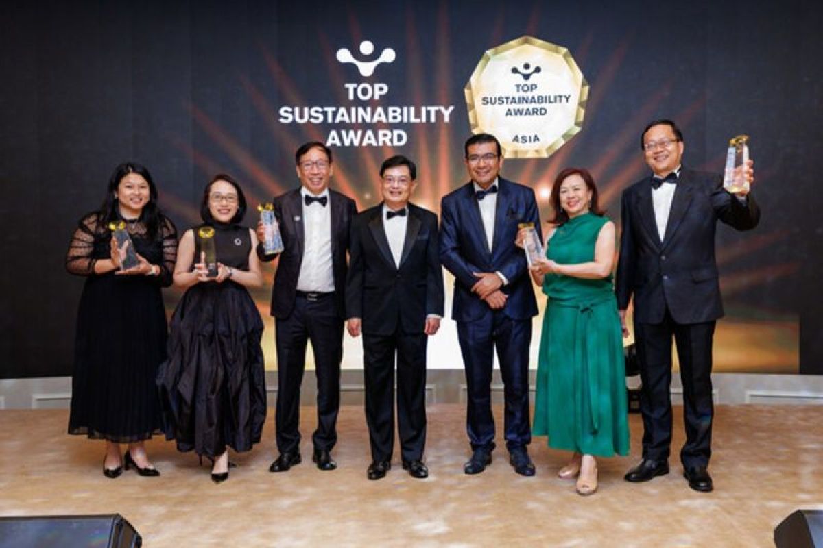Influential Brands® celebrates Asia's finest in business excellence at the Fullerton Hotel