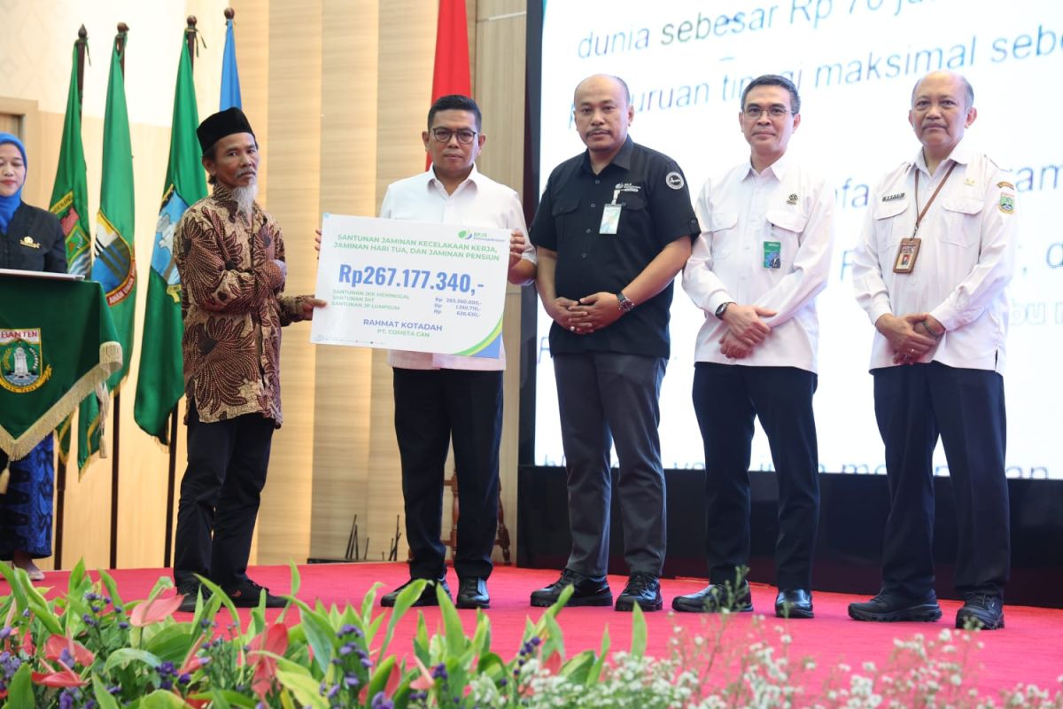 240 perusahaan pembina K3 dapat penghargaan dari Gubernur Banten
