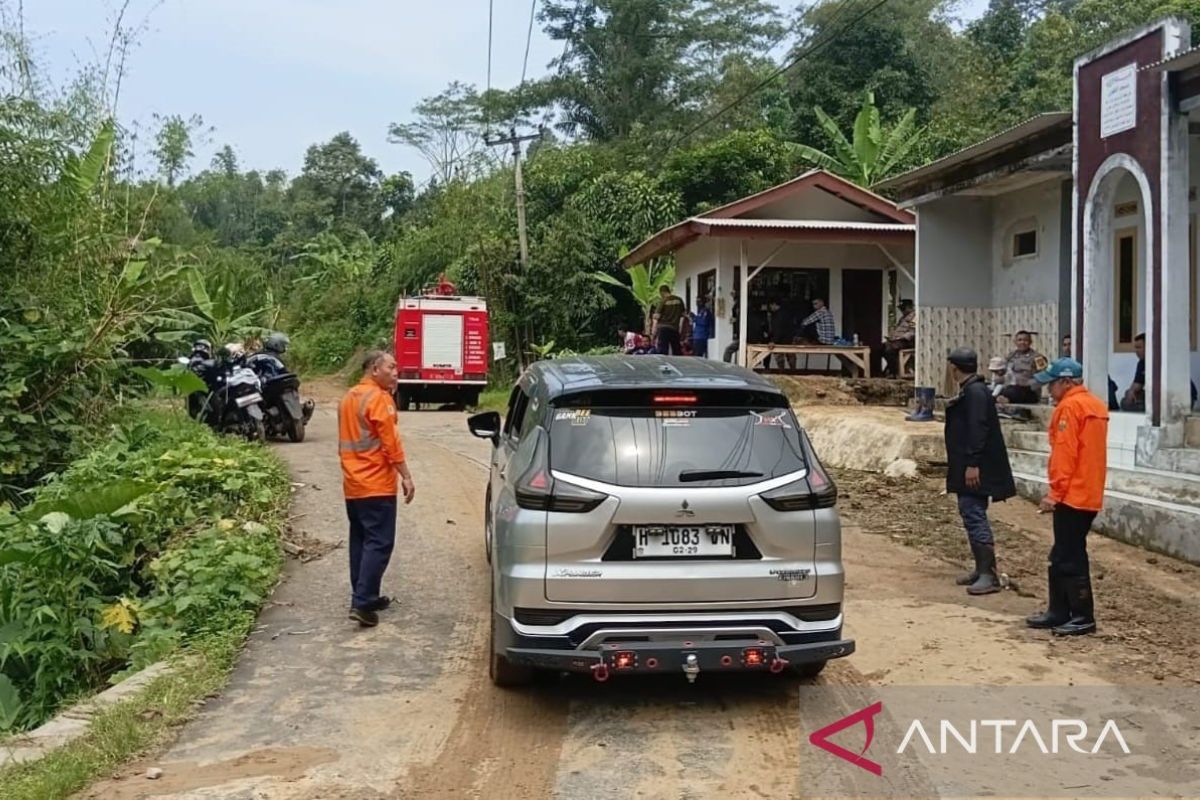 BPBD Cianjur pastikan jalur menuju Gunung Padang sudah dapat dilalui