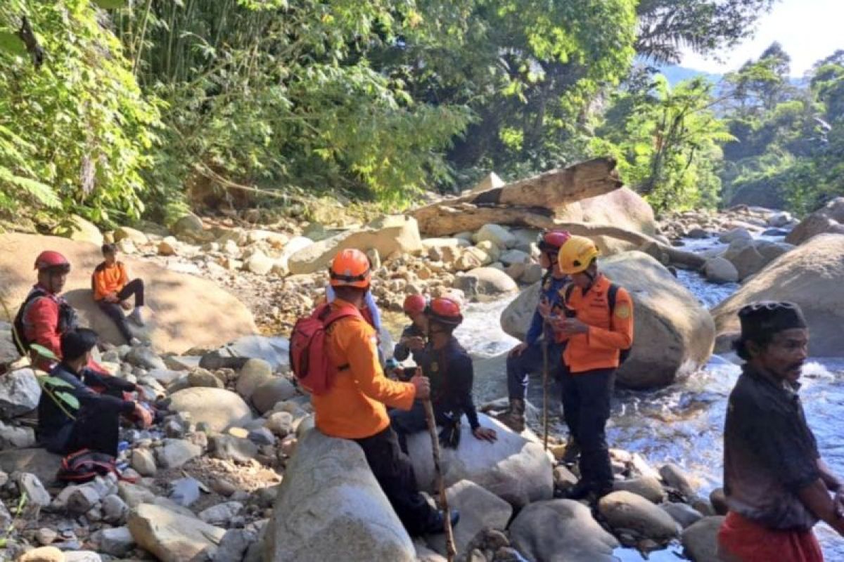 Seorang perempuan hilang di hutan Battang Palopo