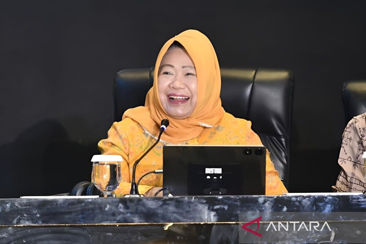 Plt Sekjen MPR RI akui terkesan dengan peserta LCC Empat Pilar Riau