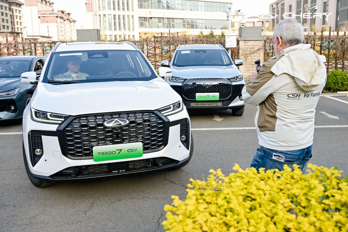 Chery kenalkan fitur VPD, mampu cari parkir sendiri tanpa pengemudi