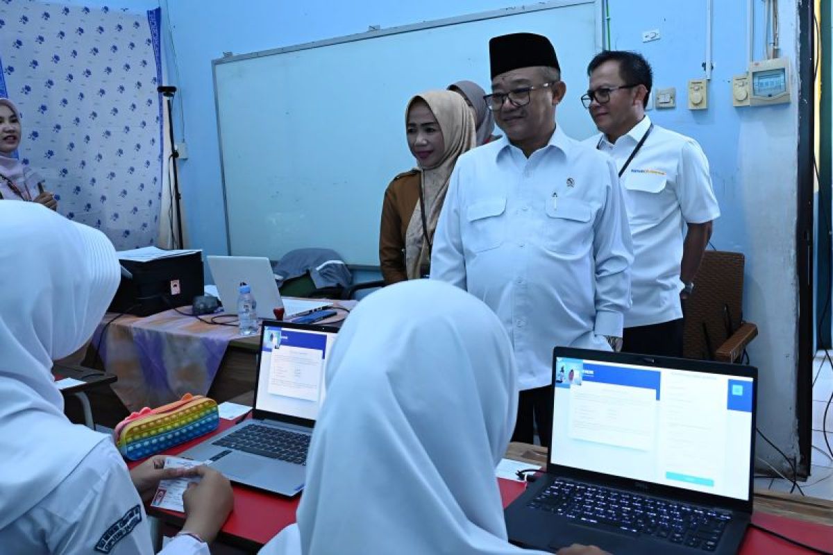 Mendikdasmen tinjau 89 murid SDN Cipayung 01 sukses ikuti TKA