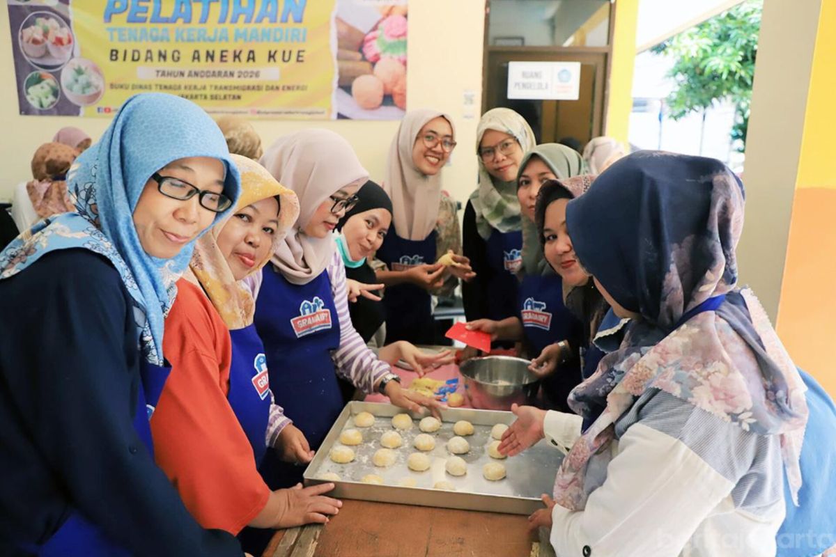 Jaksel beri pelatihan gratis buat aneka kue di RPTRA Taman Sawo