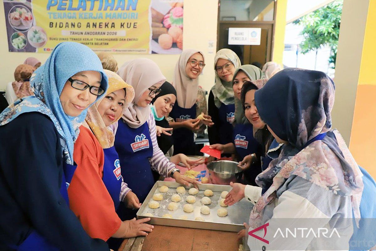 Jaksel beri pelatihan gratis buat aneka kue di RPTRA Taman Sawo