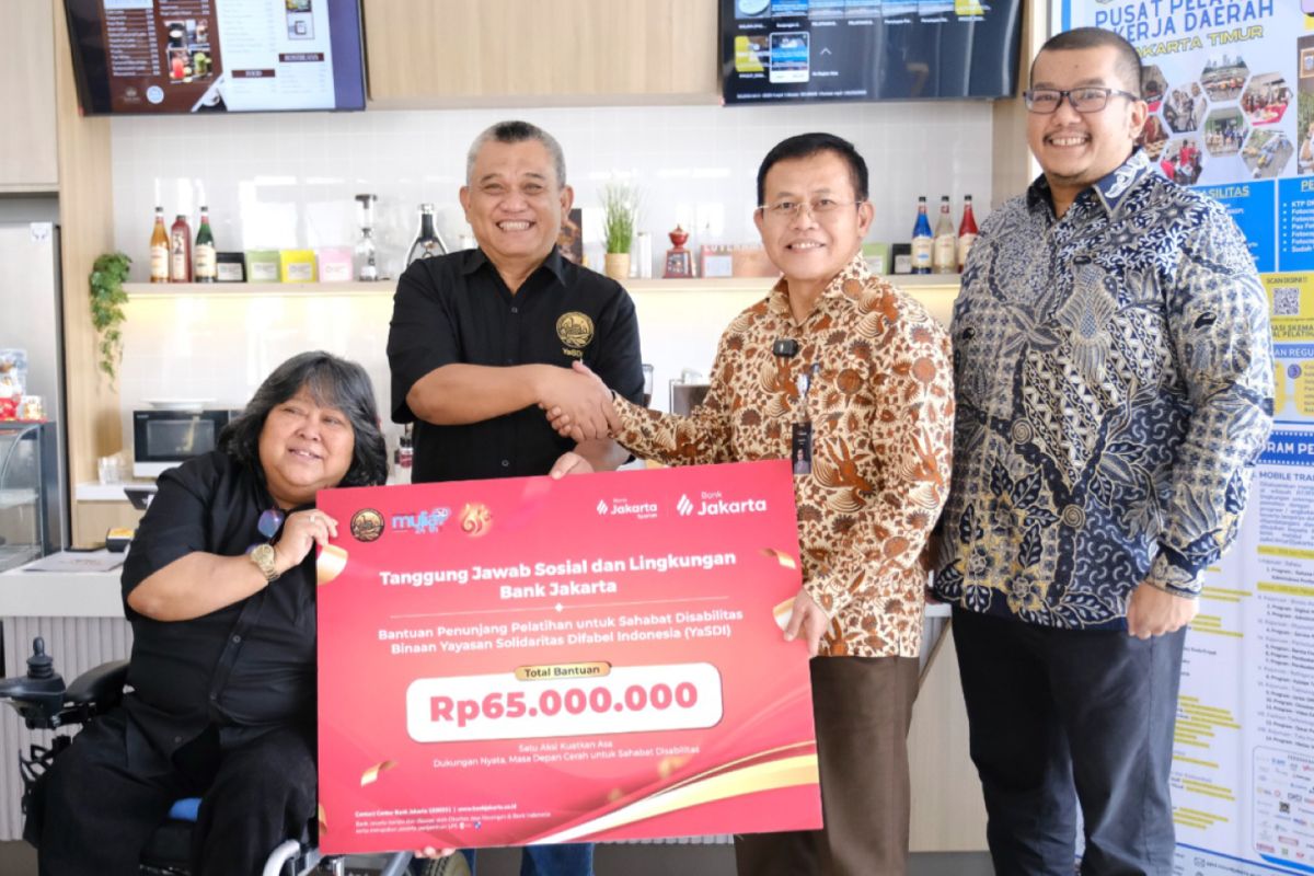 HUT ke-65, Bank Jakarta salurkan bantuan untuk difabel