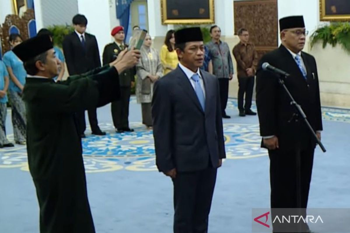 Presiden lantik Hanif Faisol sebagai Wamenko Pangan