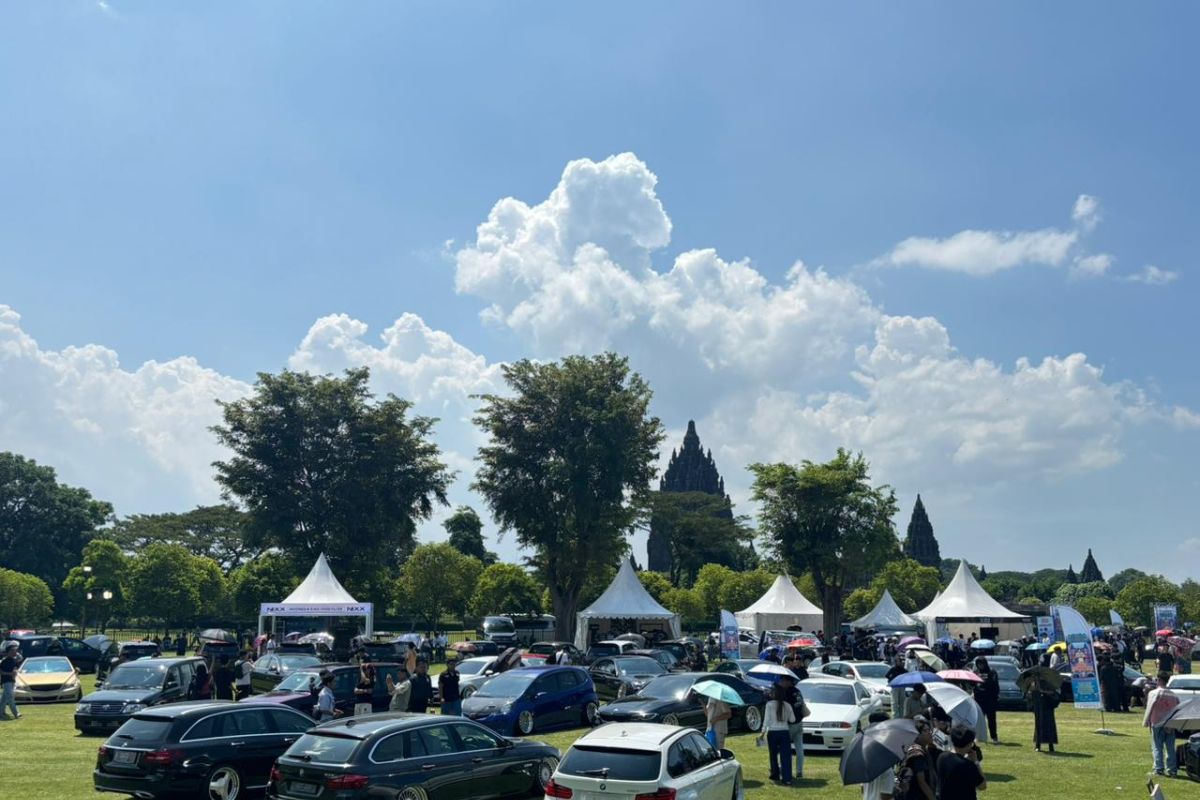 IMX Prambanan Heritage Meet Up dipadati puluhan mobil modifikasi