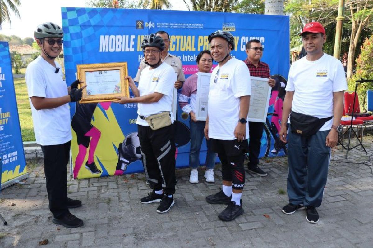Kemenkum Kalteng hadirkan layanan KI dan gowes edukatif di CFD